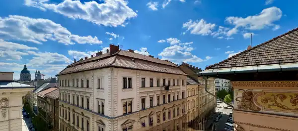 Eladó újszerű téglalakás, Budapest, V. kerület 4 szoba 155 m² 473.2 M Ft